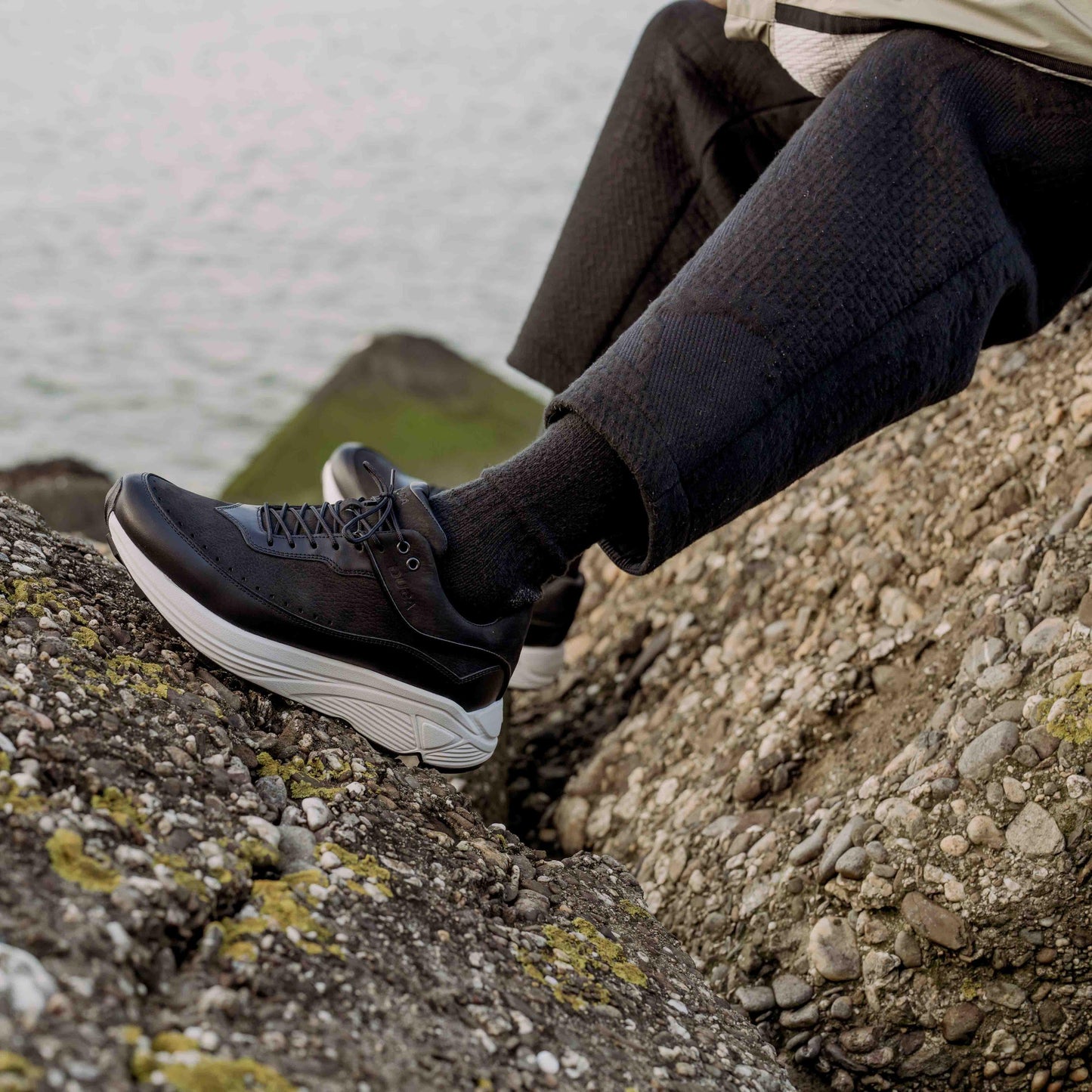 LUCCA RGS LT M - Black